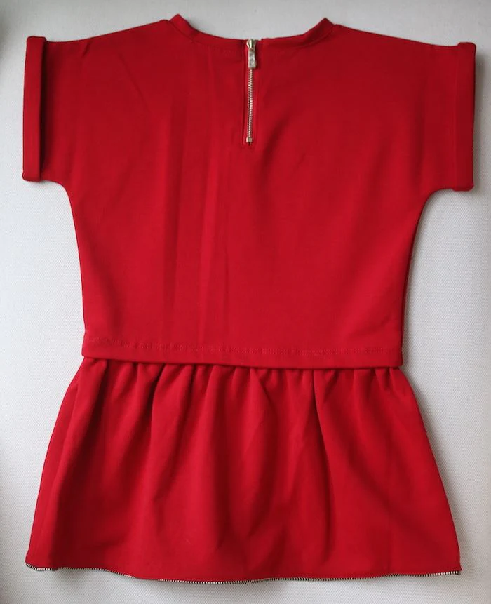 KARL LAGERFELD KIDS RED JERSEY DRESS 3 YEARS - Image 3