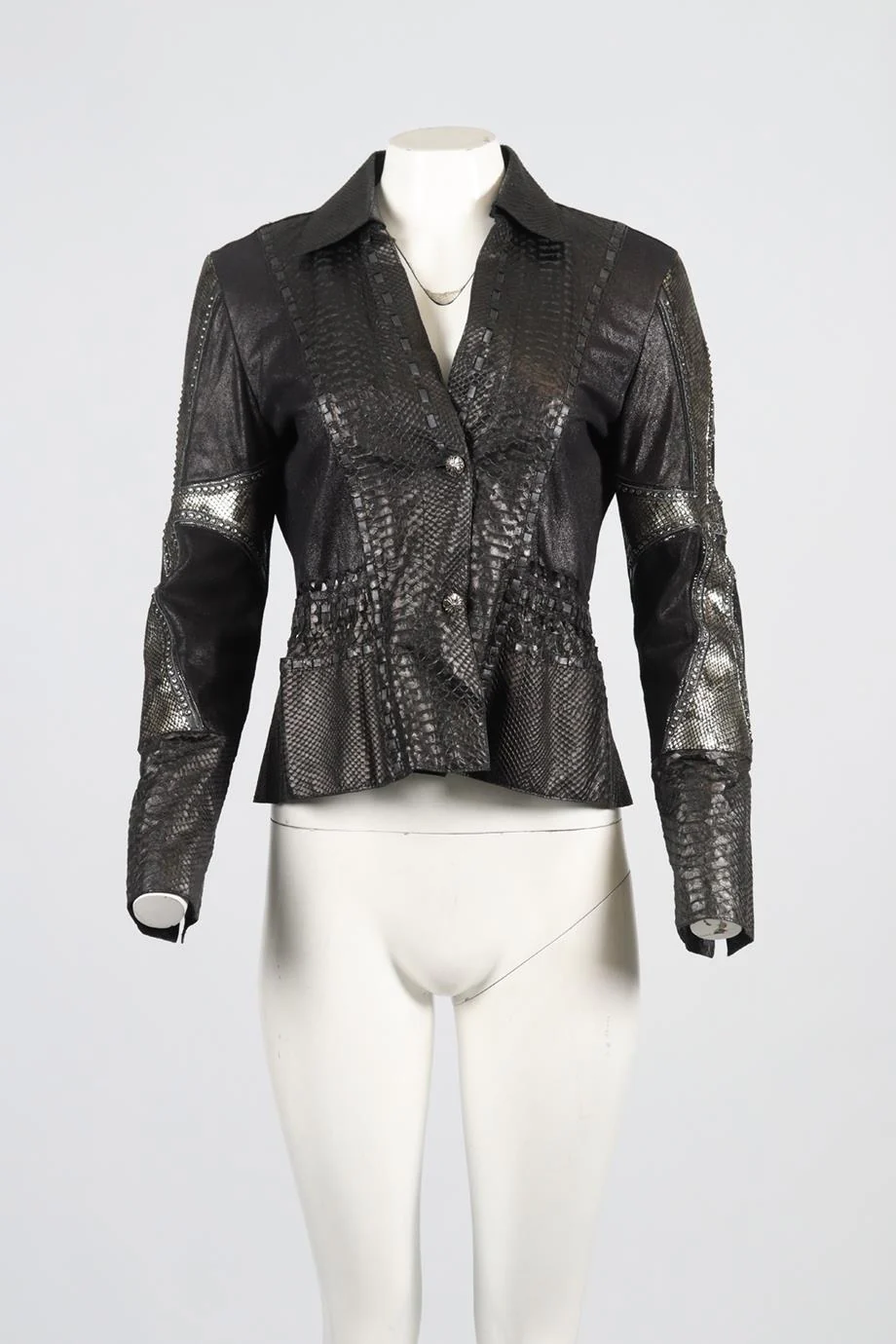 KIPPYS LEATHER JACKET MEDIUM - Image 2