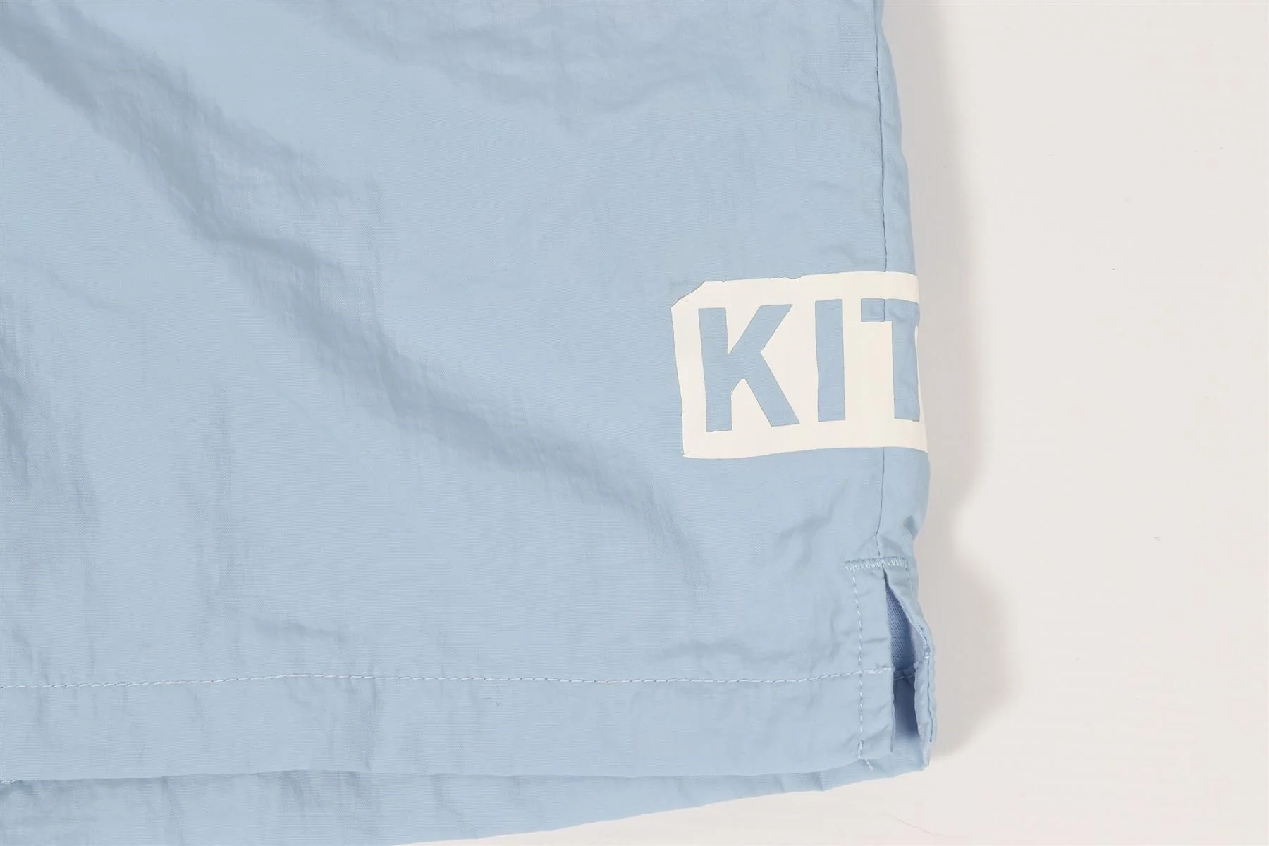 KITH BLUE KIDS BOYS SWIM SHORTS 8 YEARS - Image 4