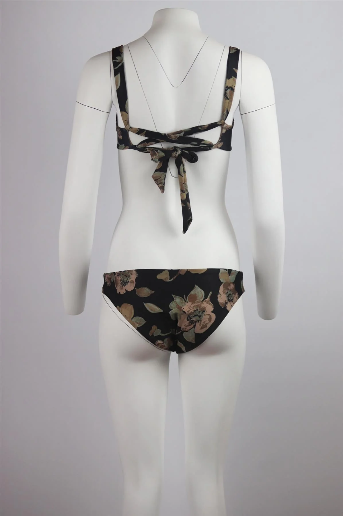 L*SPACE CAMELLIA FLORAL PRINT UNDERWIRED BIKINI LARGE - Image 4