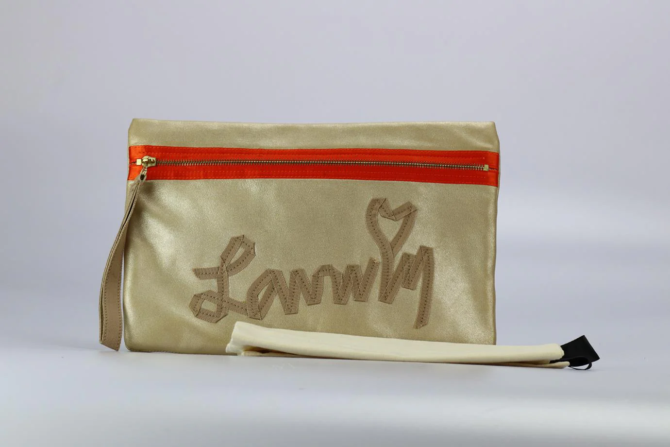 LANVIN LOGO DETAILED LEATHER CLUTCH - Image 3