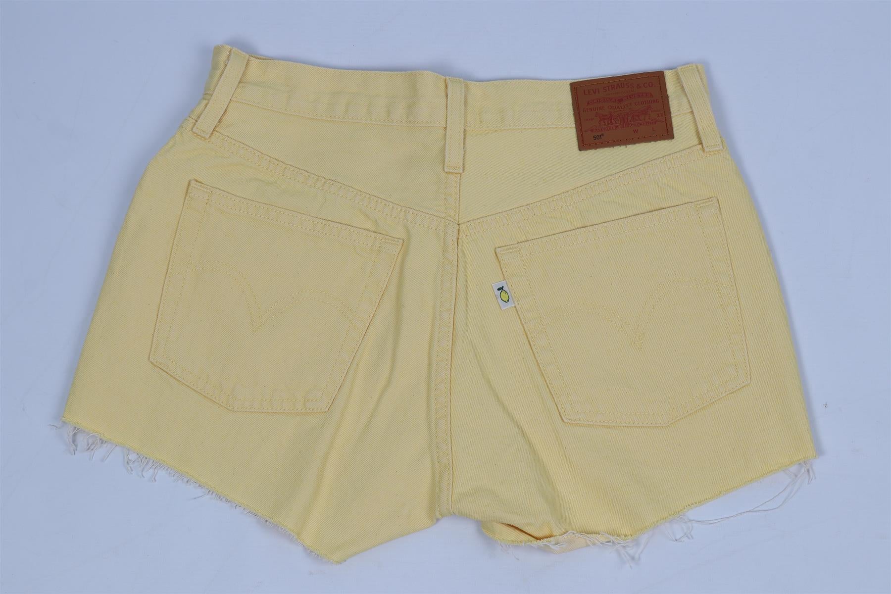 LEVI'S HIGH RISE DENIM SHORTS W27 UK 8-10 - Image 4