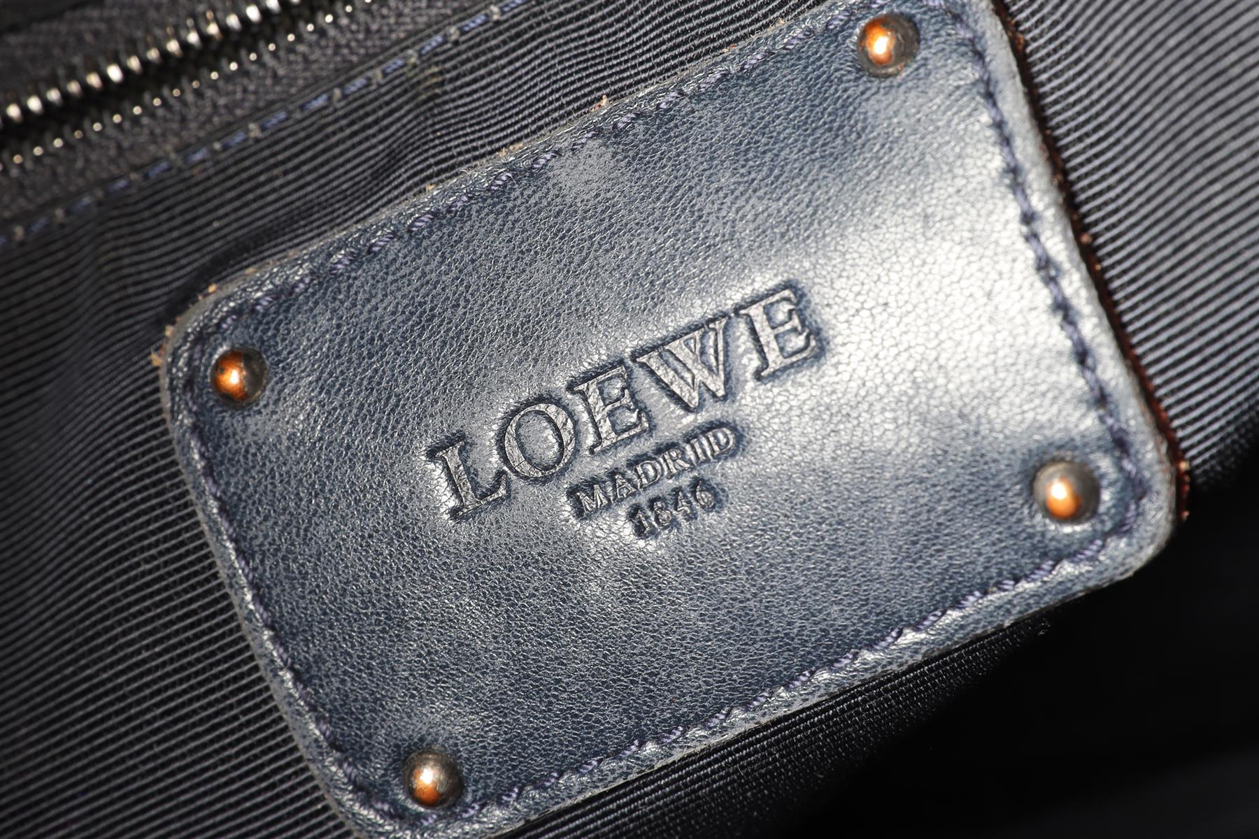 LOEWE BEIGE MAIA ANAGRAM LEATHER SHOULDER BAG - Image 12
