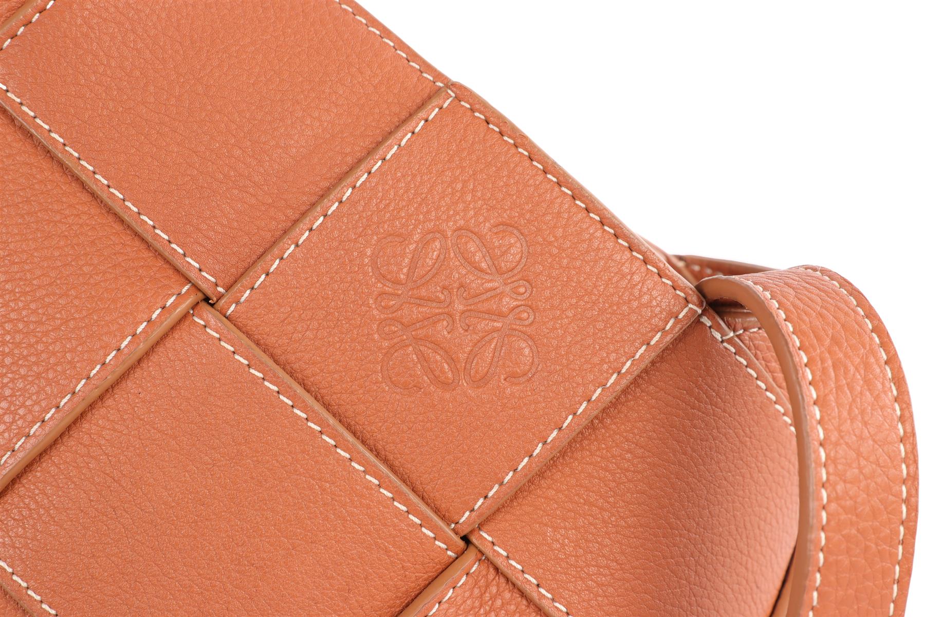 LOEWE BROWN SURPLUS MEDIUM LEATHER TOTE BAG - Image 10