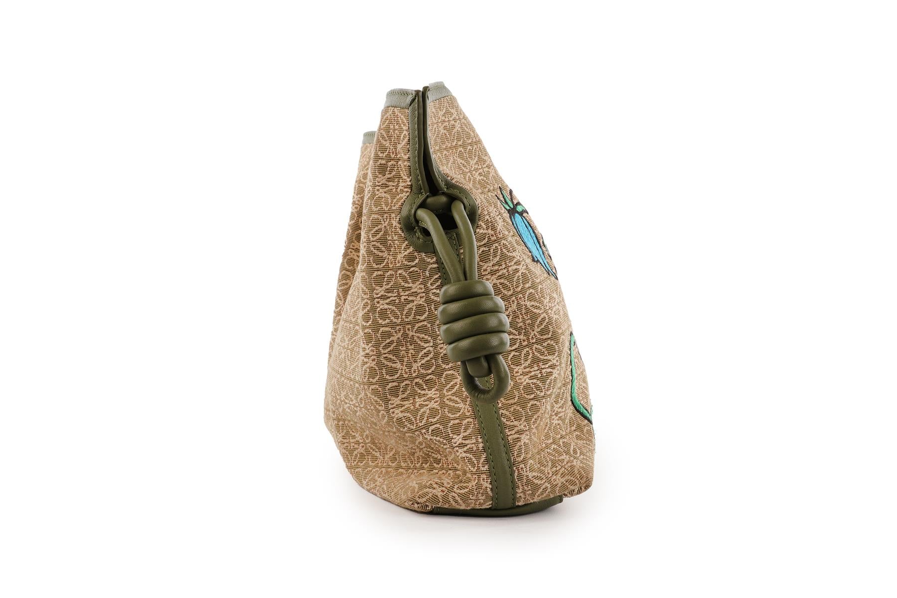 LOEWE GREEN FLAMENCO ANAGRAM FABRIC CLUTCH - Image 5