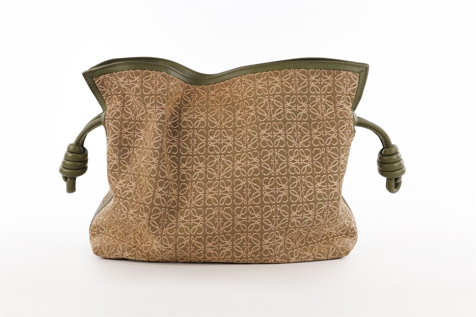 LOEWE GREEN FLAMENCO ANAGRAM FABRIC CLUTCH - Image 7