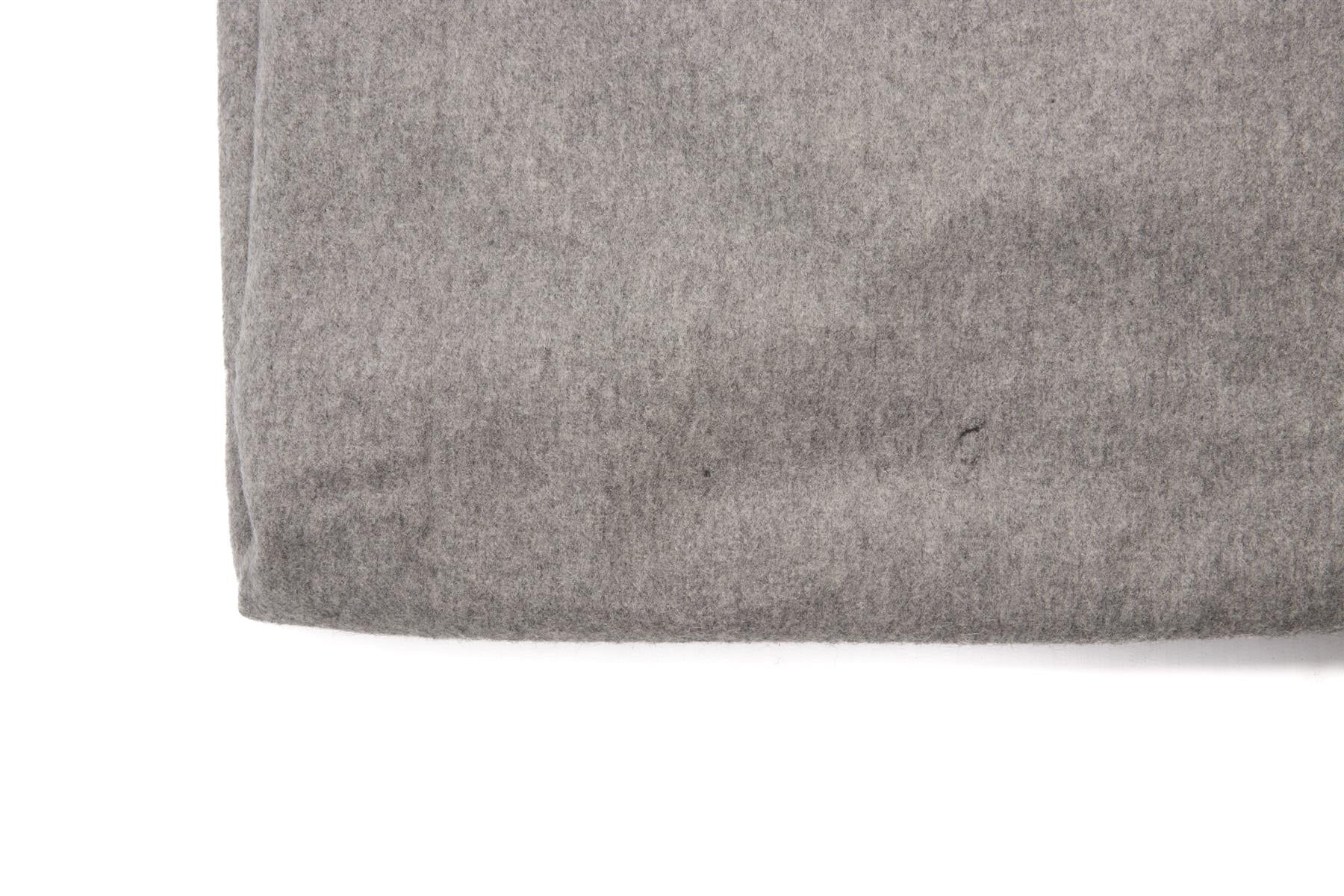 LORO PIANA GREY CASHMERE THROW - Image 5