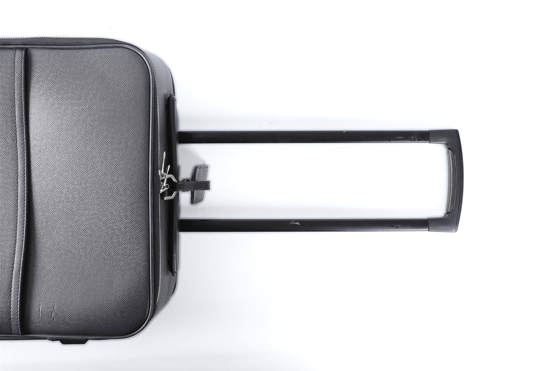LOUIS VUITTON BLACK 2004 PEGASE 55 TAIGA LEATHER SUITCASE - Image 9