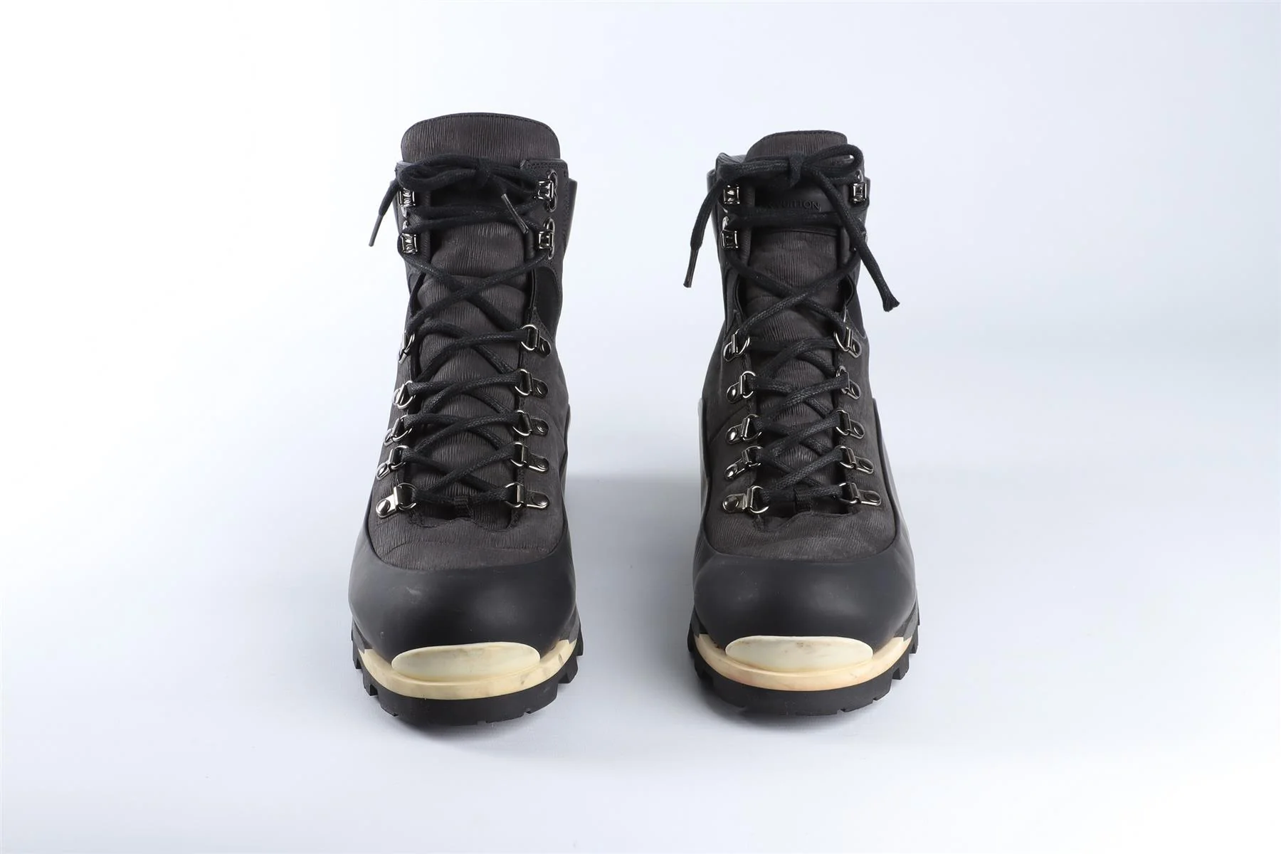 LOUIS VUITTON BLACK MEN'S ALPINIST LEATHER ANKLE BOOTS EU 42.5 UK 8.5 US 9.5 - Image 3