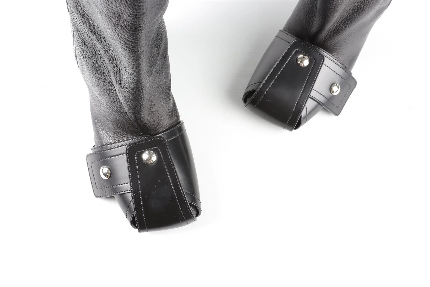 LOUIS VUITTON BLACK PATTI LEATHER ANKLE BOOTS EU 39 UK 6.5 US 9.5 - Image 4