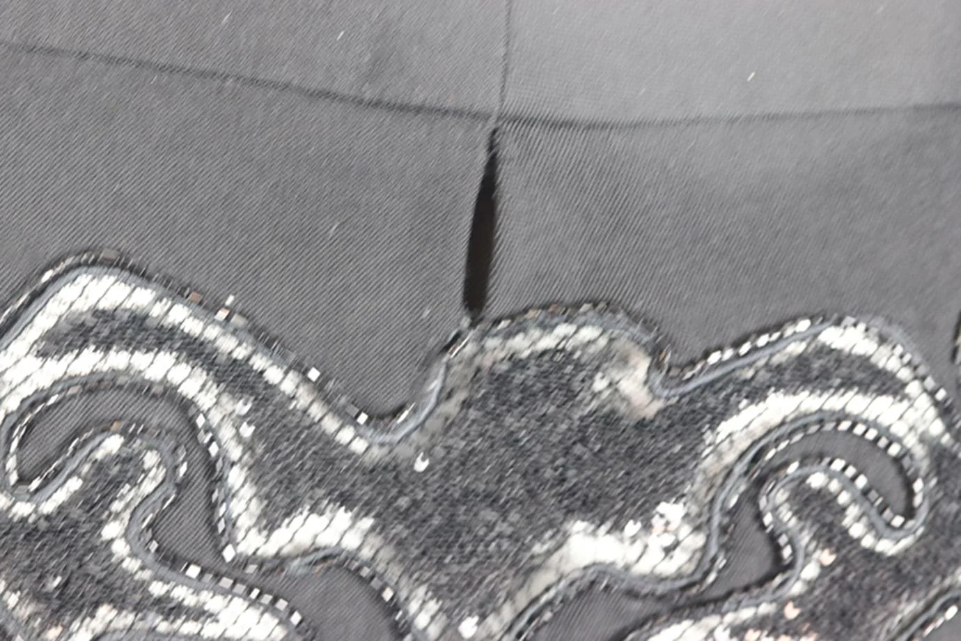 LOUIS VUITTON EMBELLISHED WOOL STRAIGHT LEG PANTS FR 40 UK 12 - Image 5