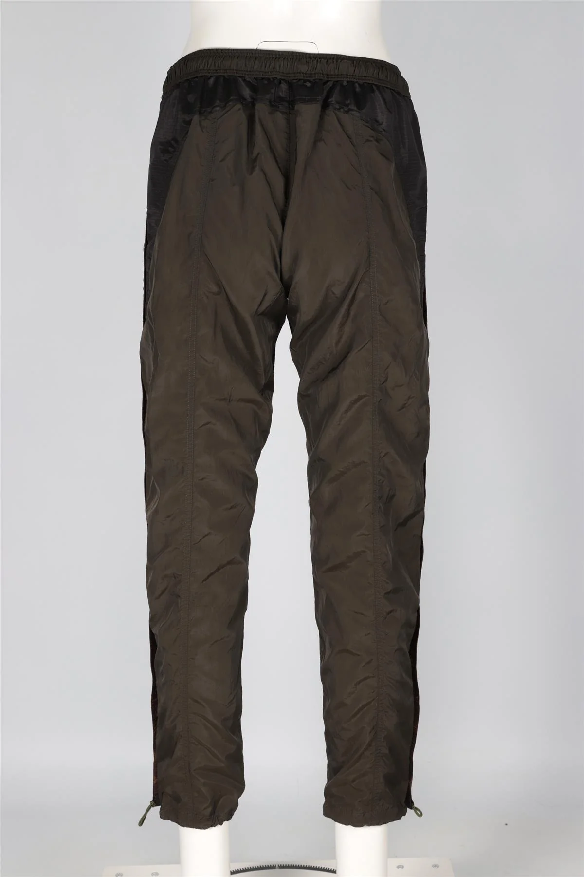 LOUIS VUITTON GREEN MONOGRAM NYLON TAPERED PANTS FR 38 UK 10 - Image 4