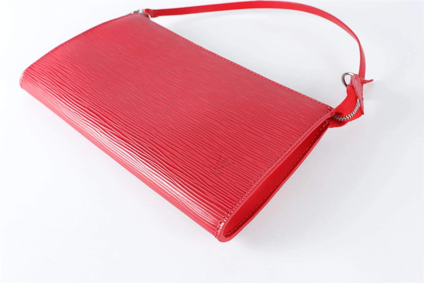 LOUIS VUITTON RED 2007 POCHETTE ACCESSOIRES EPI LEATHER SHOULDER BAG - Image 4