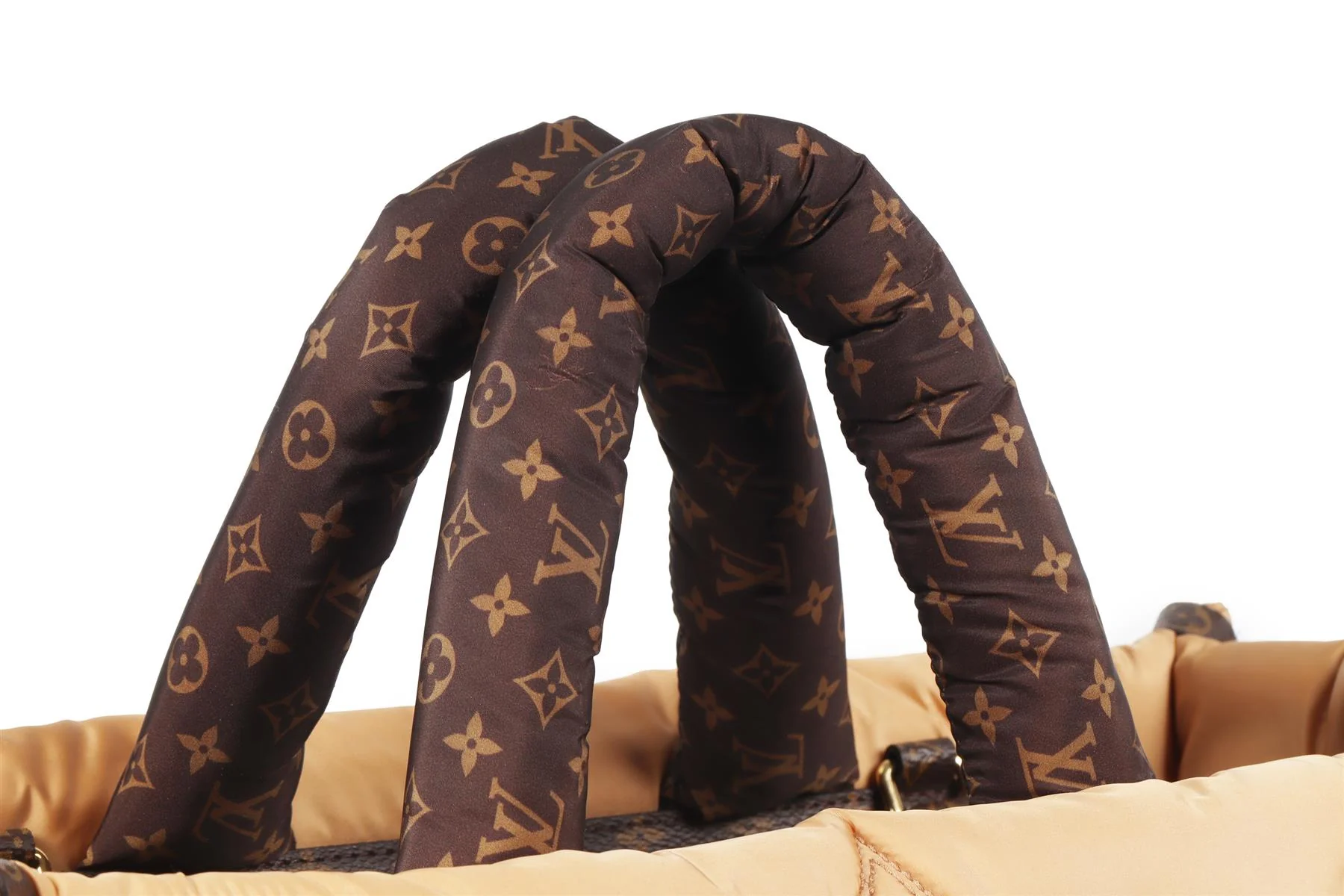 LOUIS VUITTON TAN 2021 ONTHEGO GM MONOGRAM NYLON TOTE BAG - Image 11