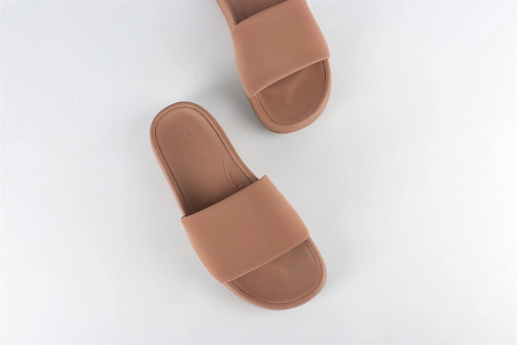 LULULEMON BROWN RUBBER SILDES EU 36.5 UK 3.5 US 6 - Image 4