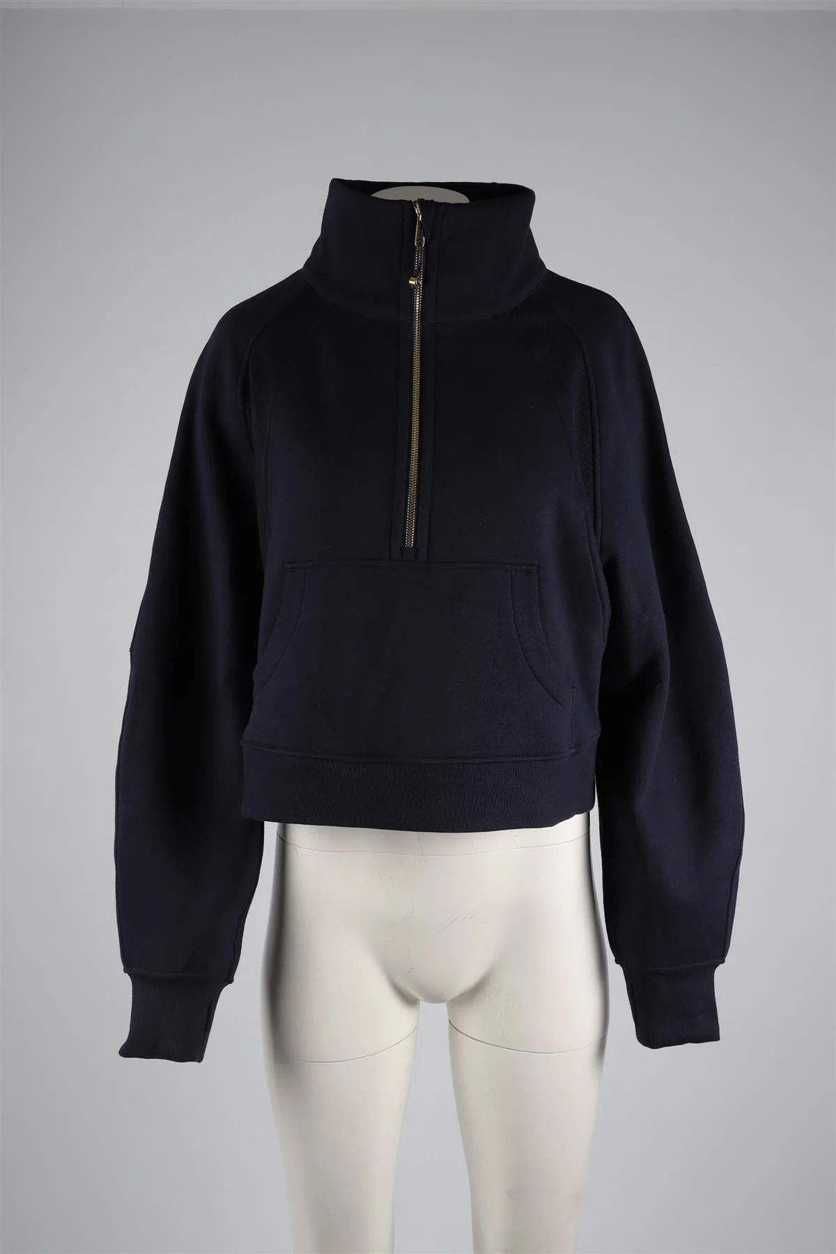 LULULEMON NAVY COTTON SWEATSHIRT MEDIUM/LARGE - Image 2