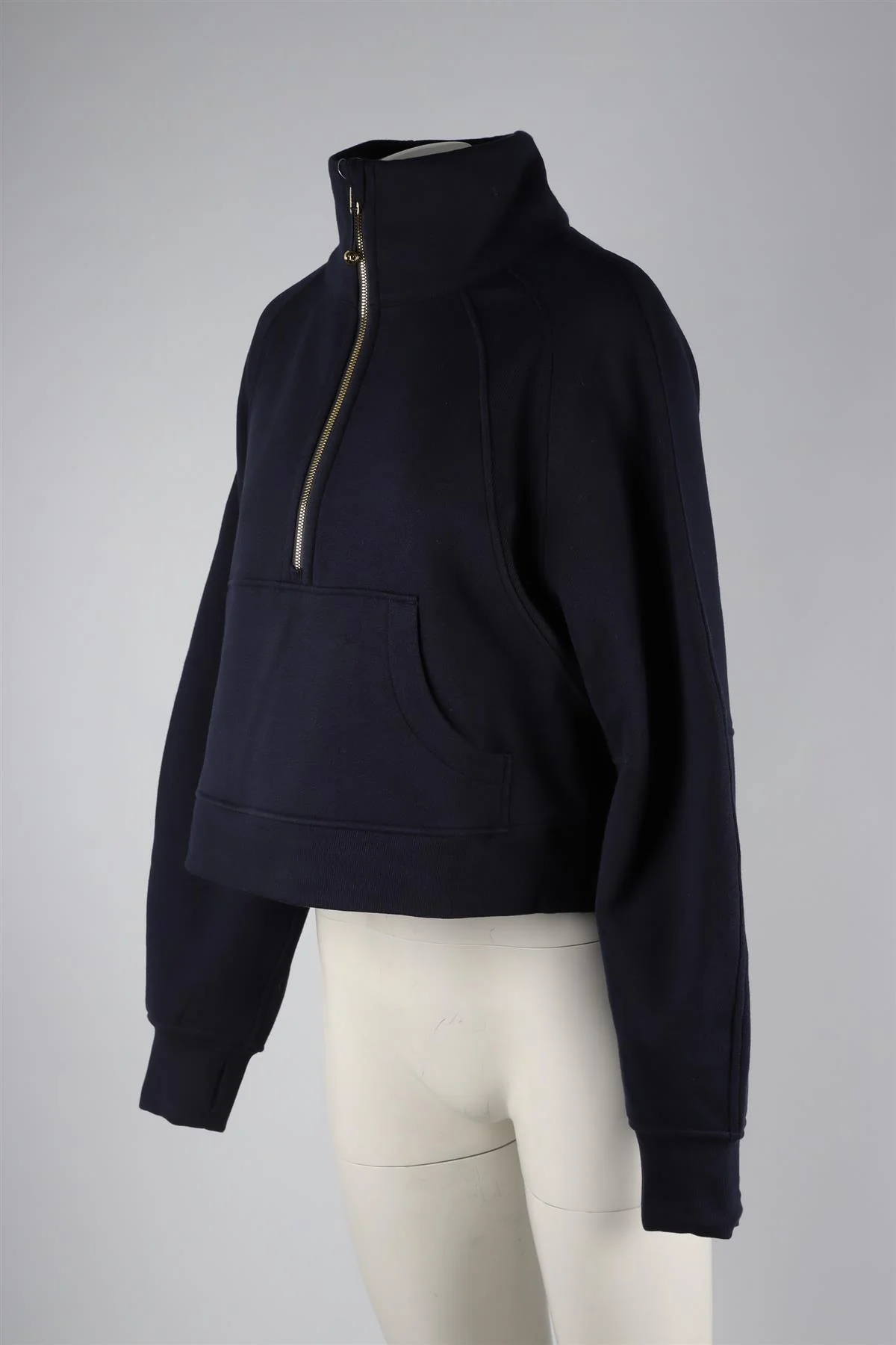 LULULEMON NAVY COTTON SWEATSHIRT MEDIUM/LARGE - Image 3