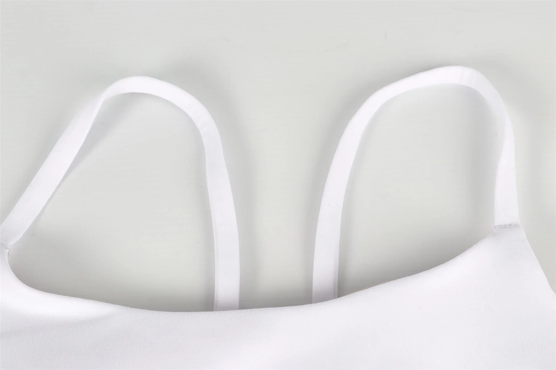 LULULEMON WHITE SPORTS BRA US 4 UK 8 - Image 3