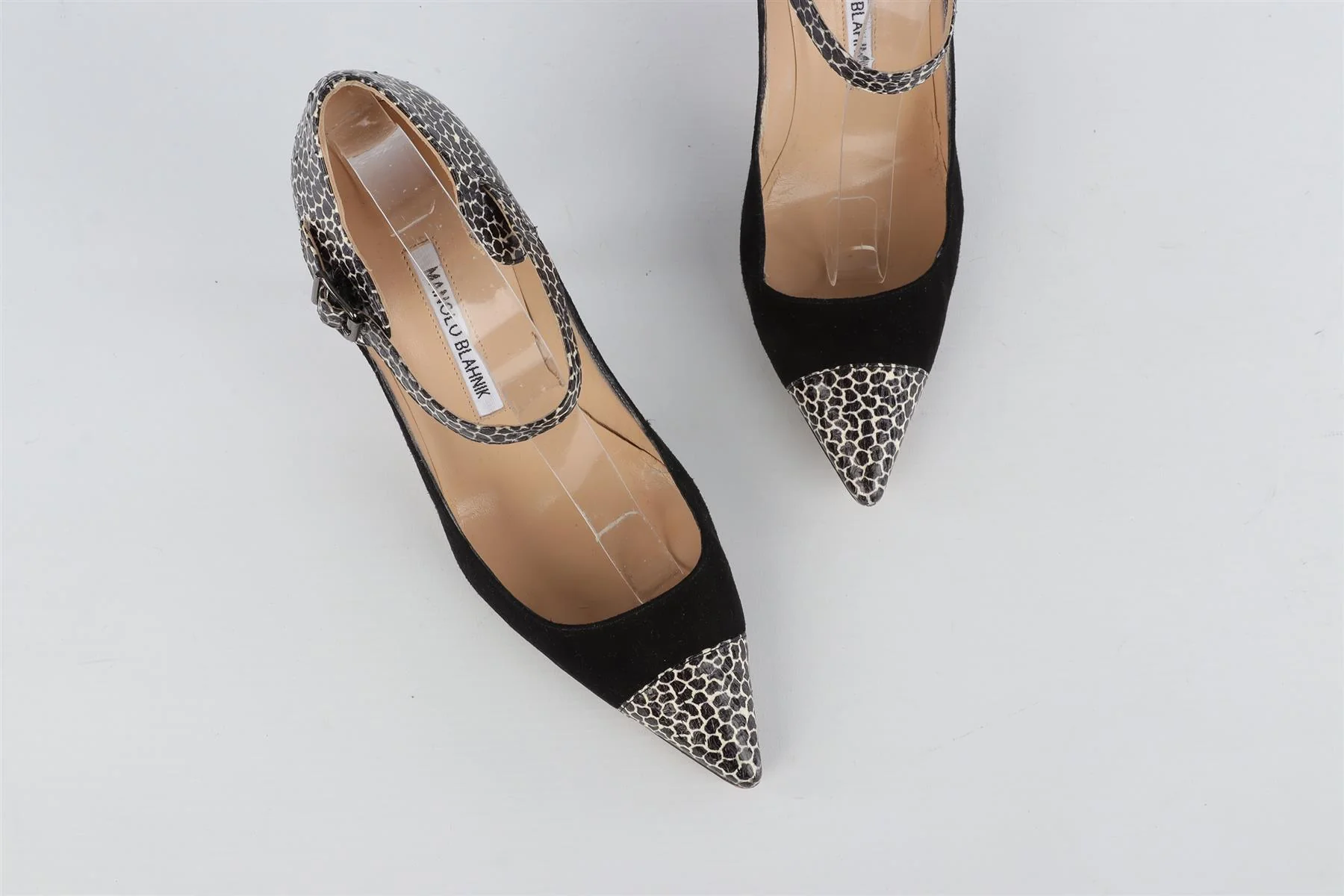 MANOLO BLAHNIK BLACK SUEDE PUMPS EU 37.5 UK 4.5 US 7.5 - Image 4