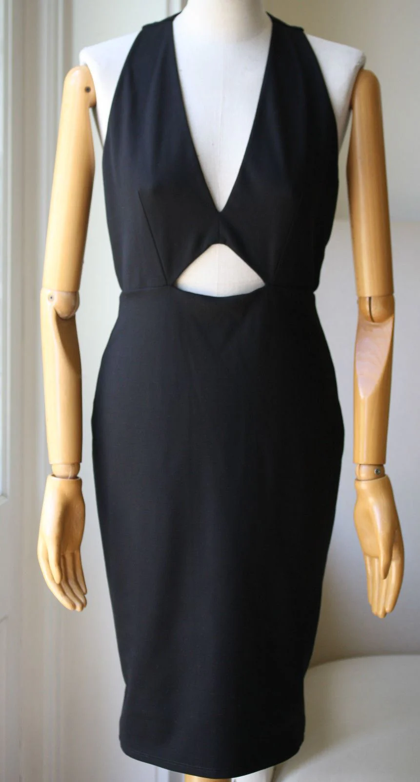 MASON BY MICHELLE MASON PLUNGE CUT OUT DRESS MEDIUM - Image 2