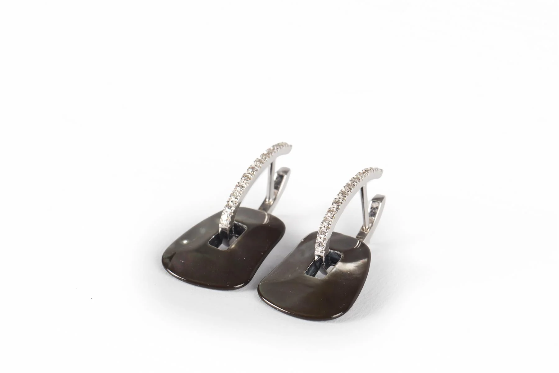 MATTIOLI PUZZLE 18KT WHITE GOLD AND DIAMONDS EARRINGS AND 11 COLOURED PAIRS SET - Image 5