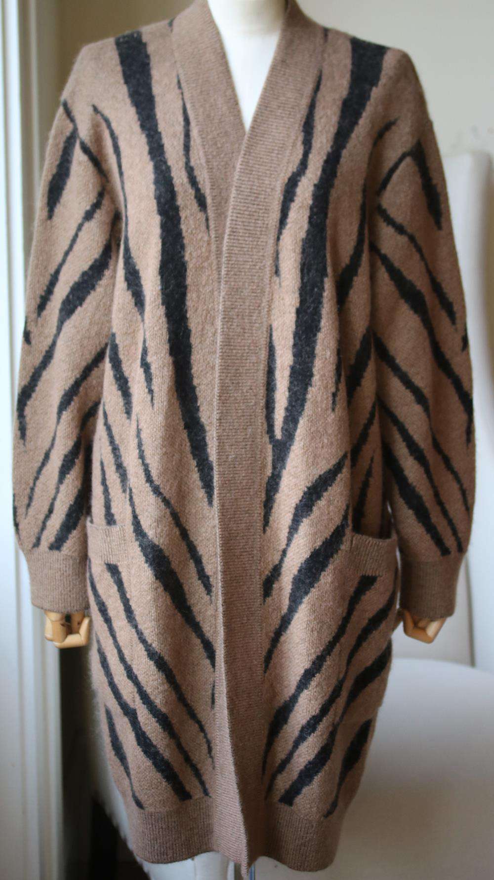 MAX MARA CARLO OVERSIZED ZEBRA INTARSIA KNITTED CARDIGAN MEDIUM - Image 2