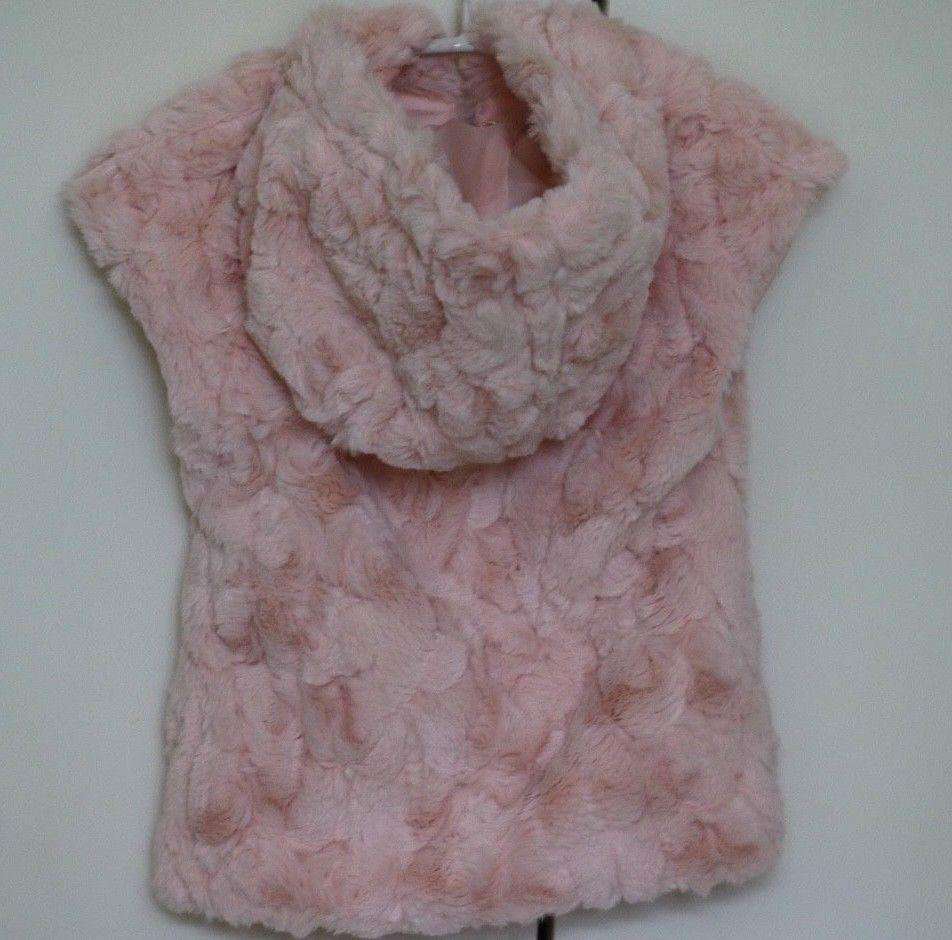 MAYORAL GIRLS PINK SYNTHETIC FUR HOODED GILET 3 YEARS - Image 4