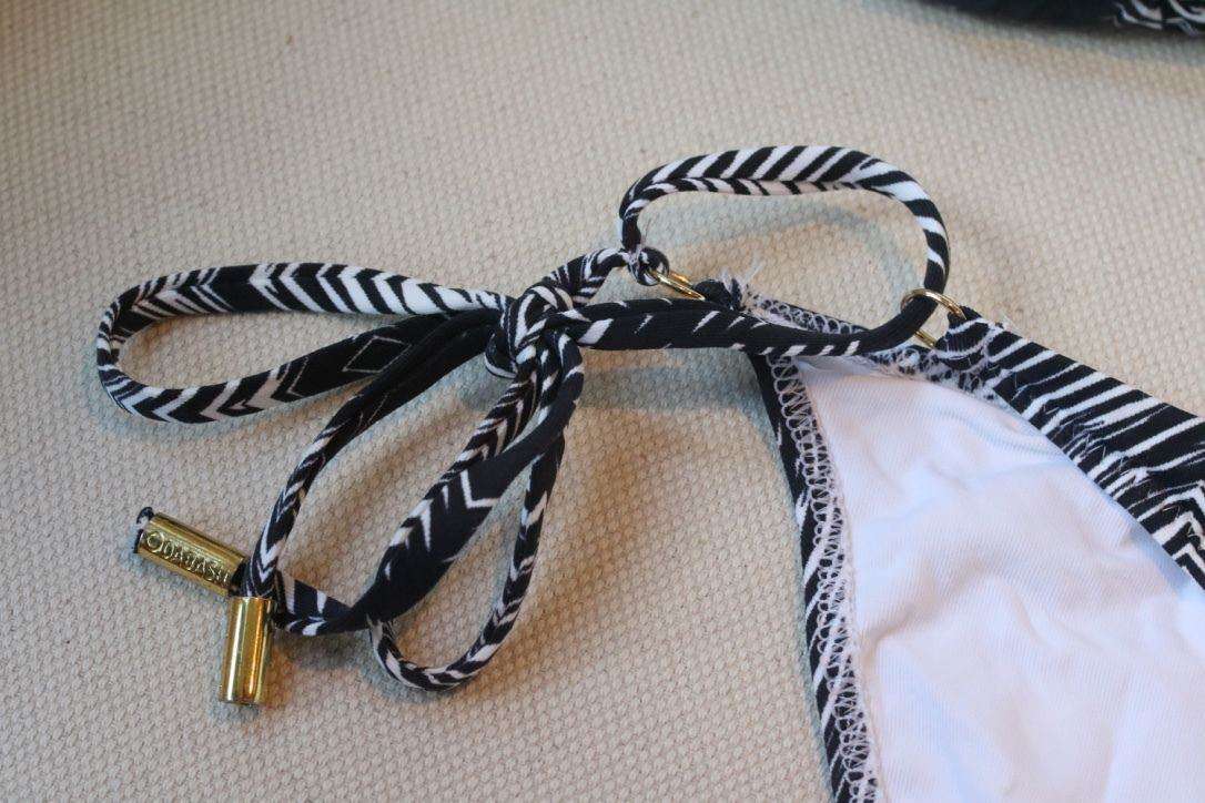 MELISSA ODABASH BLACK AND WHITE GRAPHIC BIKINI UK 10/14 - Image 7