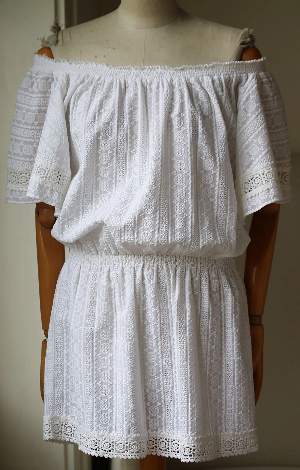 MELISSA ODABASH MICHELLE OFF THE SHOULDER DRESS MEDIUM - Image 2