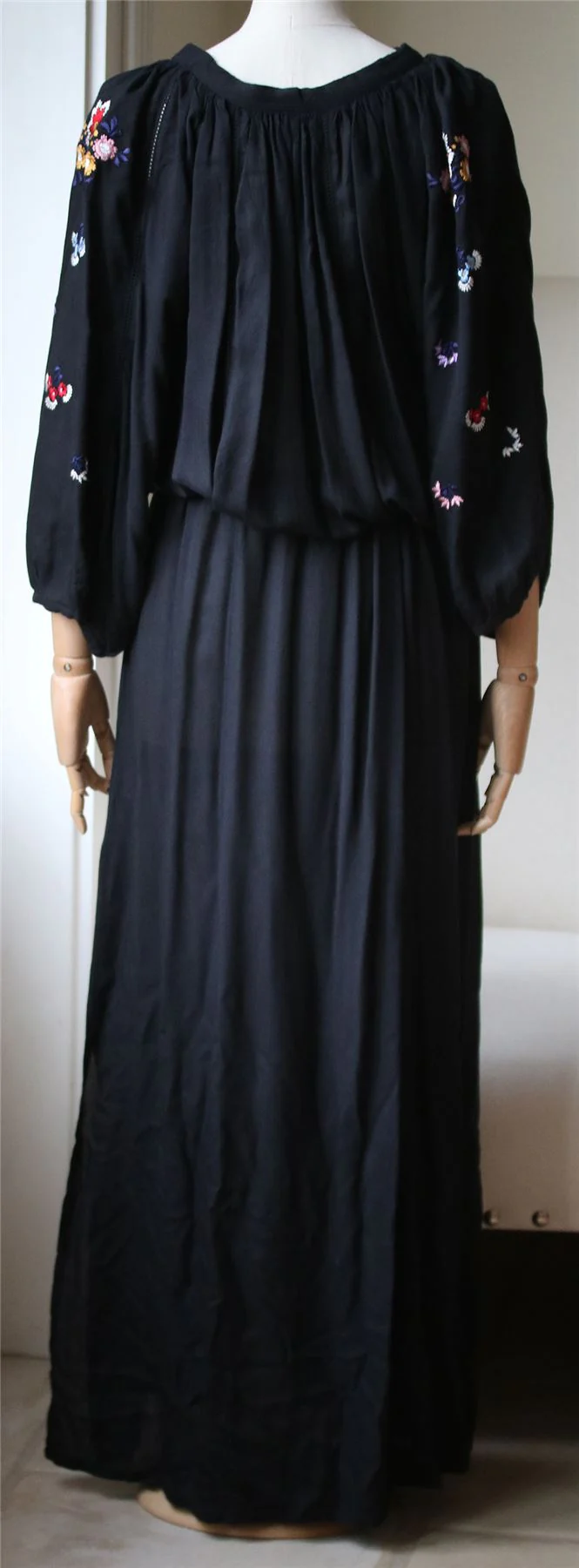 MELISSA ODABASH SIENNA EMBROIDERED VOILE MAXI DRESS SMALL - Image 4