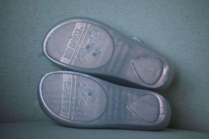 MINI MELISSA GIRLS SILVER BUTTERFLY JELLY SHOES EU 25-26 UK 8 - Image 4