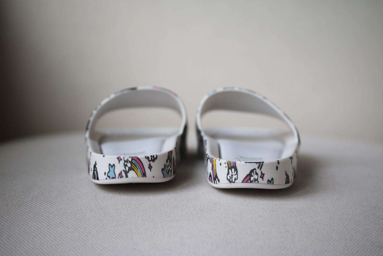 MINI MELISSA KIDS GIRLS MEL CAT PRINT SLIDES EU 28/29 UK 10 - Image 4
