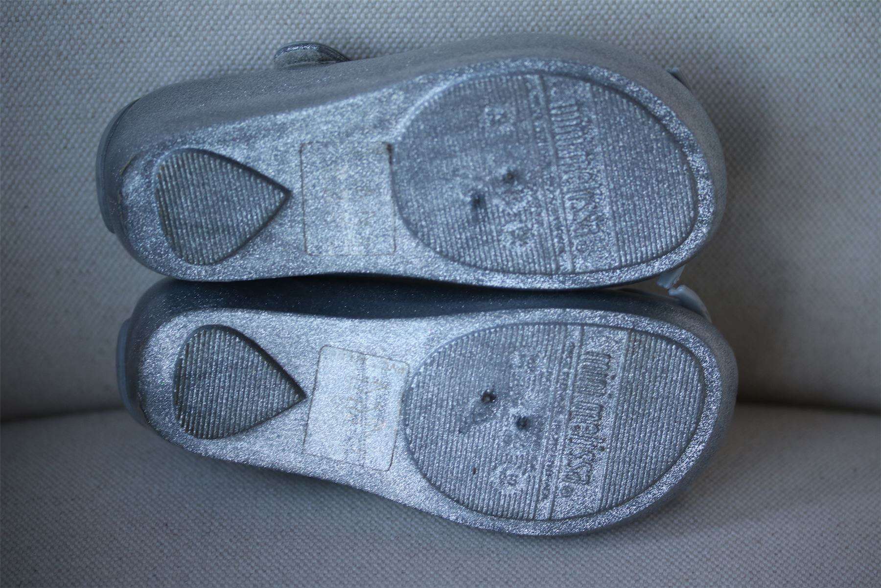 MINI MELISSA SILVER GLITTER CAT JELLY SHOES EU 27 UK 9 - Image 6