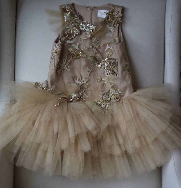 MISCHKA AOKI GIRLS GOLD EMBROIDERED DRESS 6 YEARS - Image 2