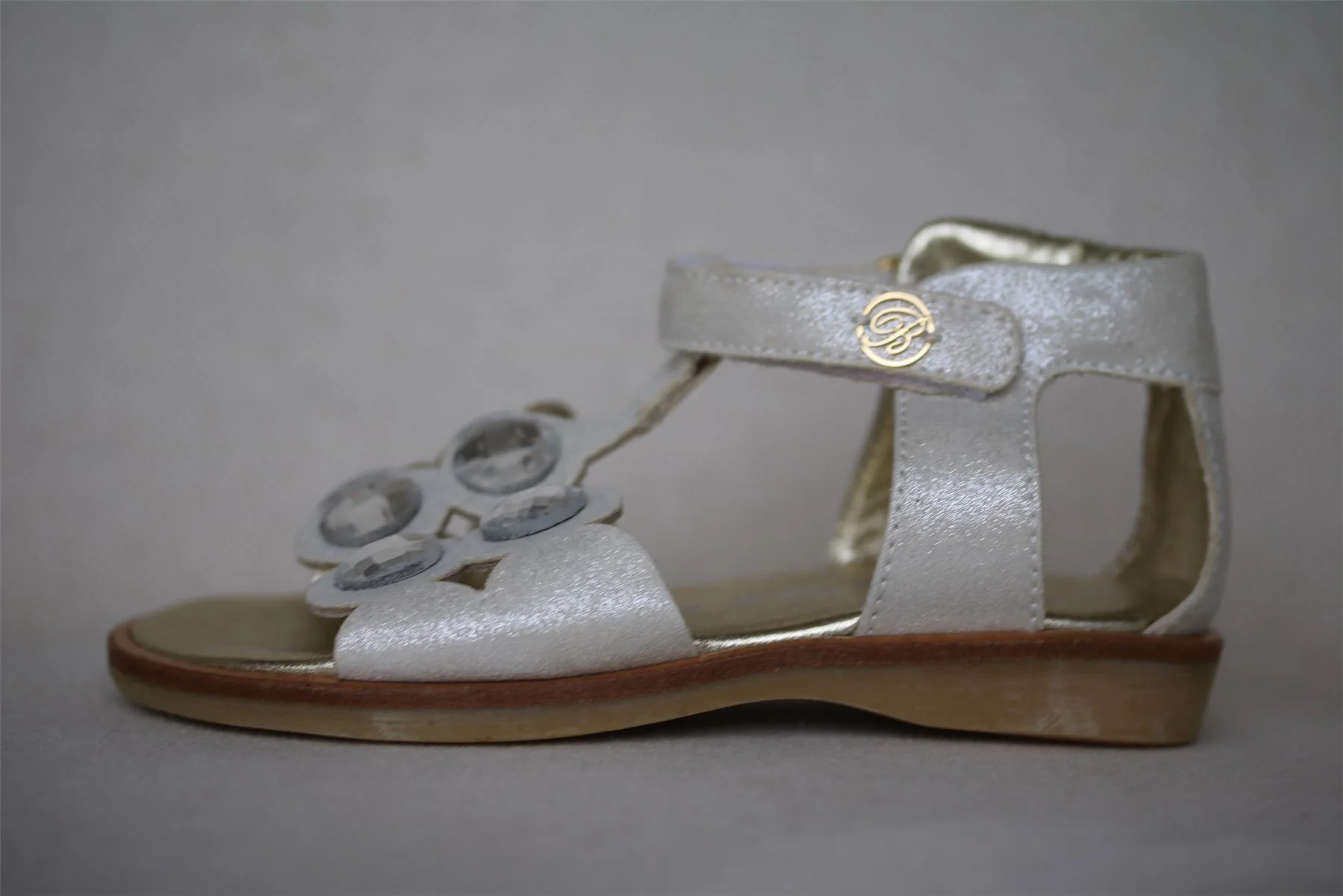MISS BLUMARINE GIRLS METALLIC IVORY LEATHER SANDALS EU 24 UK 7 - Image 2