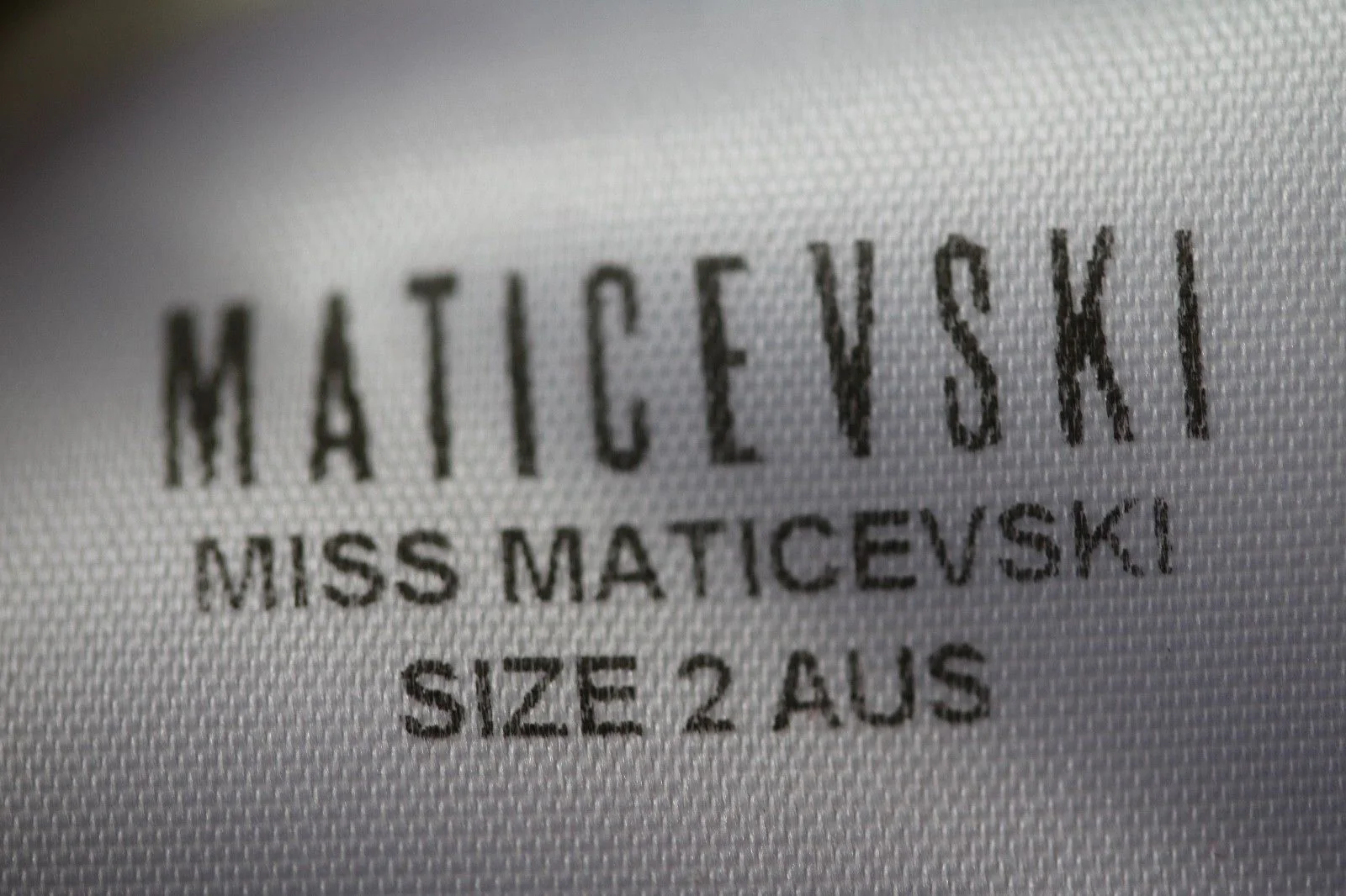 MISS MATICEVSKI BABY GIRLS IVORY CHIFFON DRESS 2 YEARS - Image 5