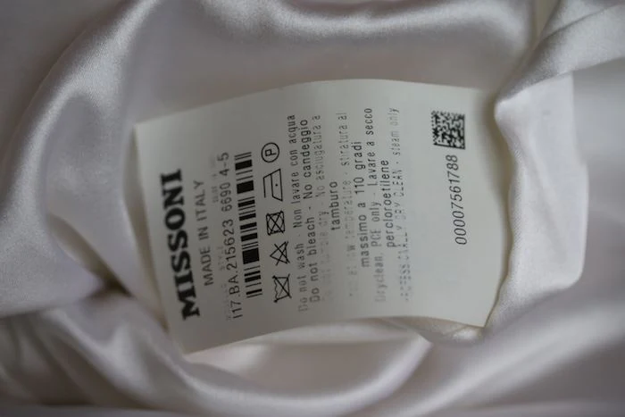 MISSONI GIRLS WHITE AND GOLD KNIT DRESS 4-5 YEARS - Image 5
