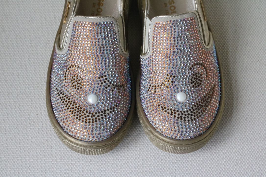 MISSOURI BABY GIRLS GOLD DIAMANTE SLIP ON SHOES EU 26 UK 8.5 - Image 5