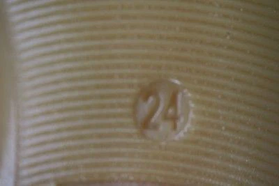 MISSOURI GIRLS IVORY & GOLD LEATHER BOW SHOES EU 24 UK 7 - Image 7