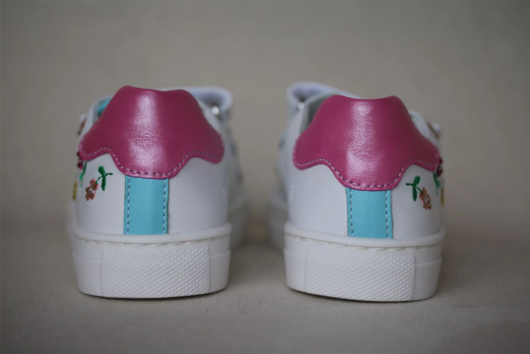 MISSOURI GIRLS WHITE & PINK LEATHER EMBROIDERED TRAINERS EU 24 UK 7 - Image 5