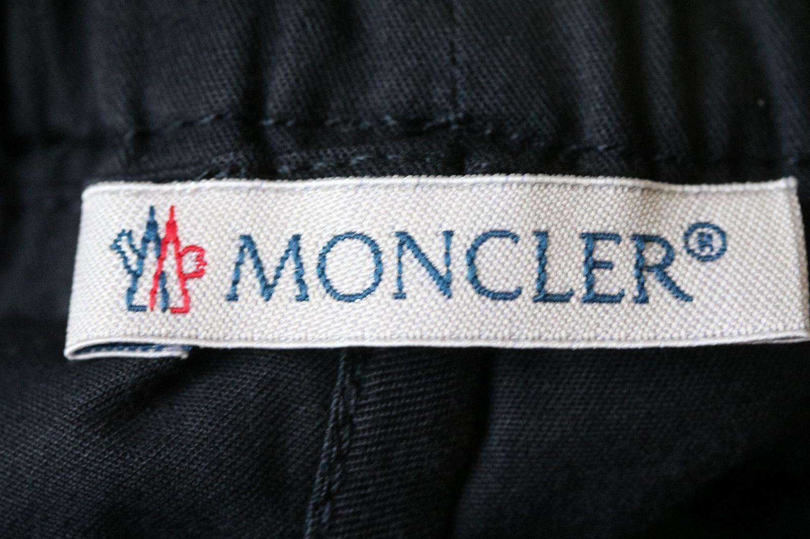 MONCLER BABY NAVY SHORTS 12-18 MONTHS - Image 3