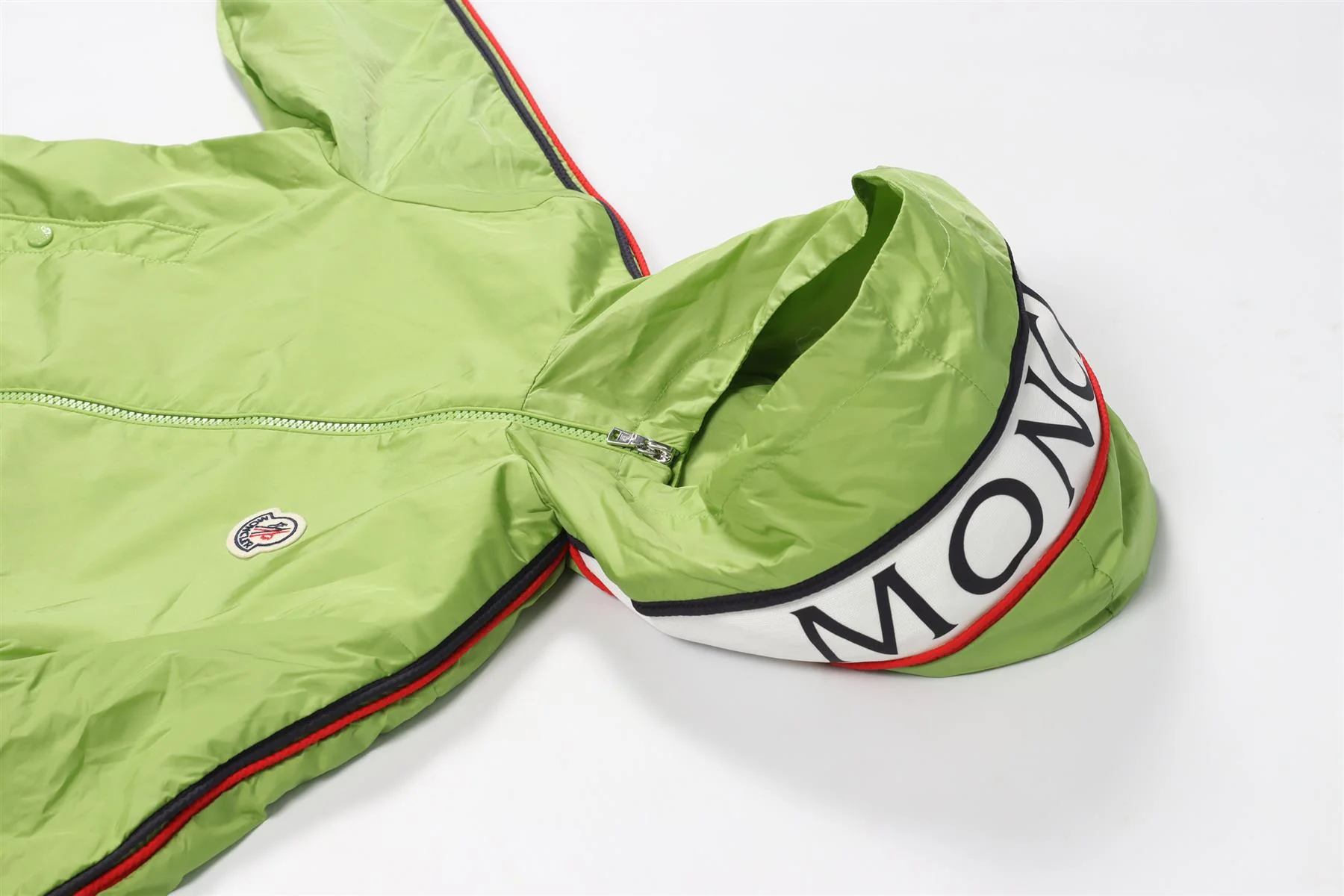 MONCLER GREEN KIDS BOYS SHELL JACKET 8 YEARS - Image 3