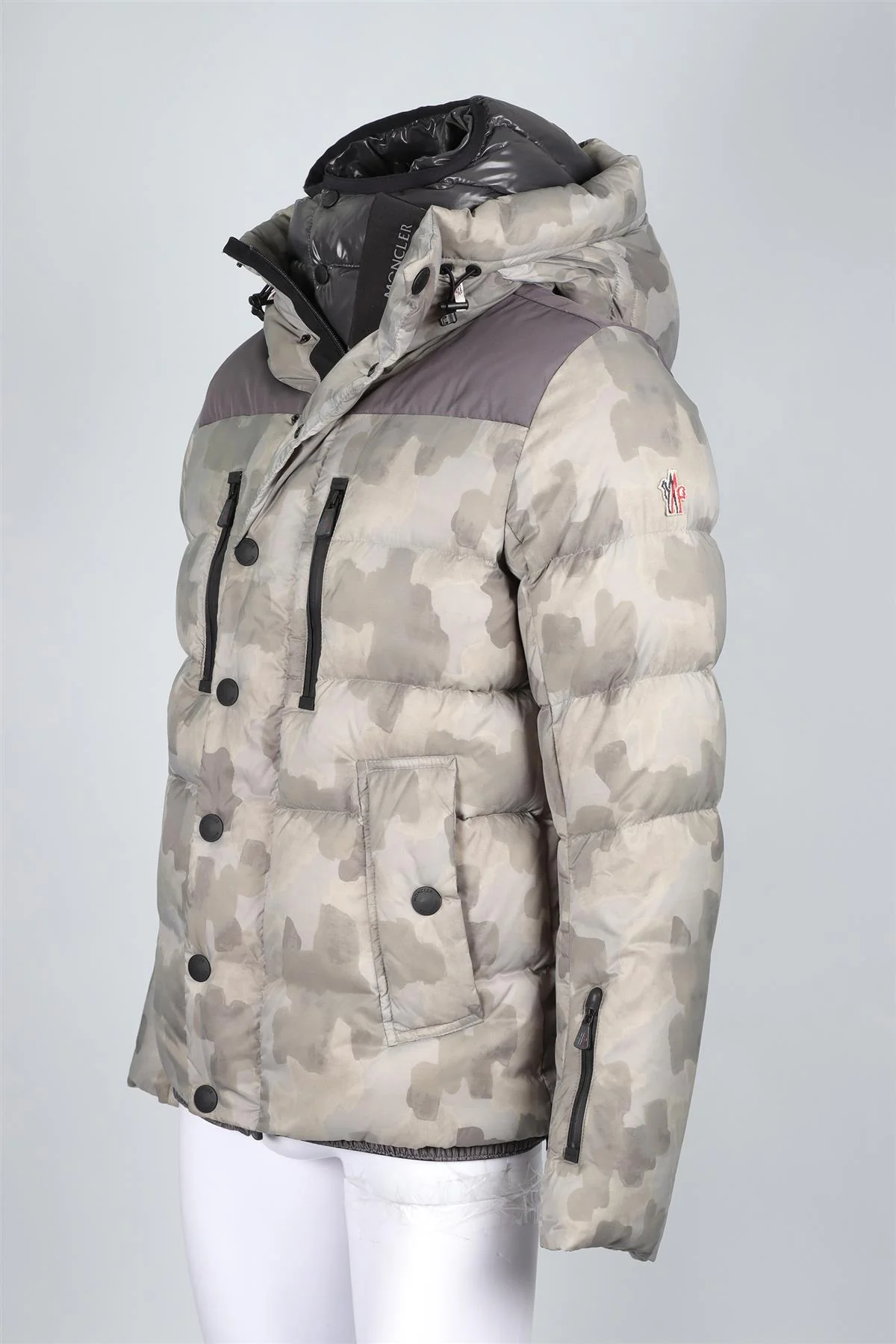 MONCLER GRENOBLE GREY MEN'S PADDED DOWN JACKET UK/US CHEST 40 - Image 3