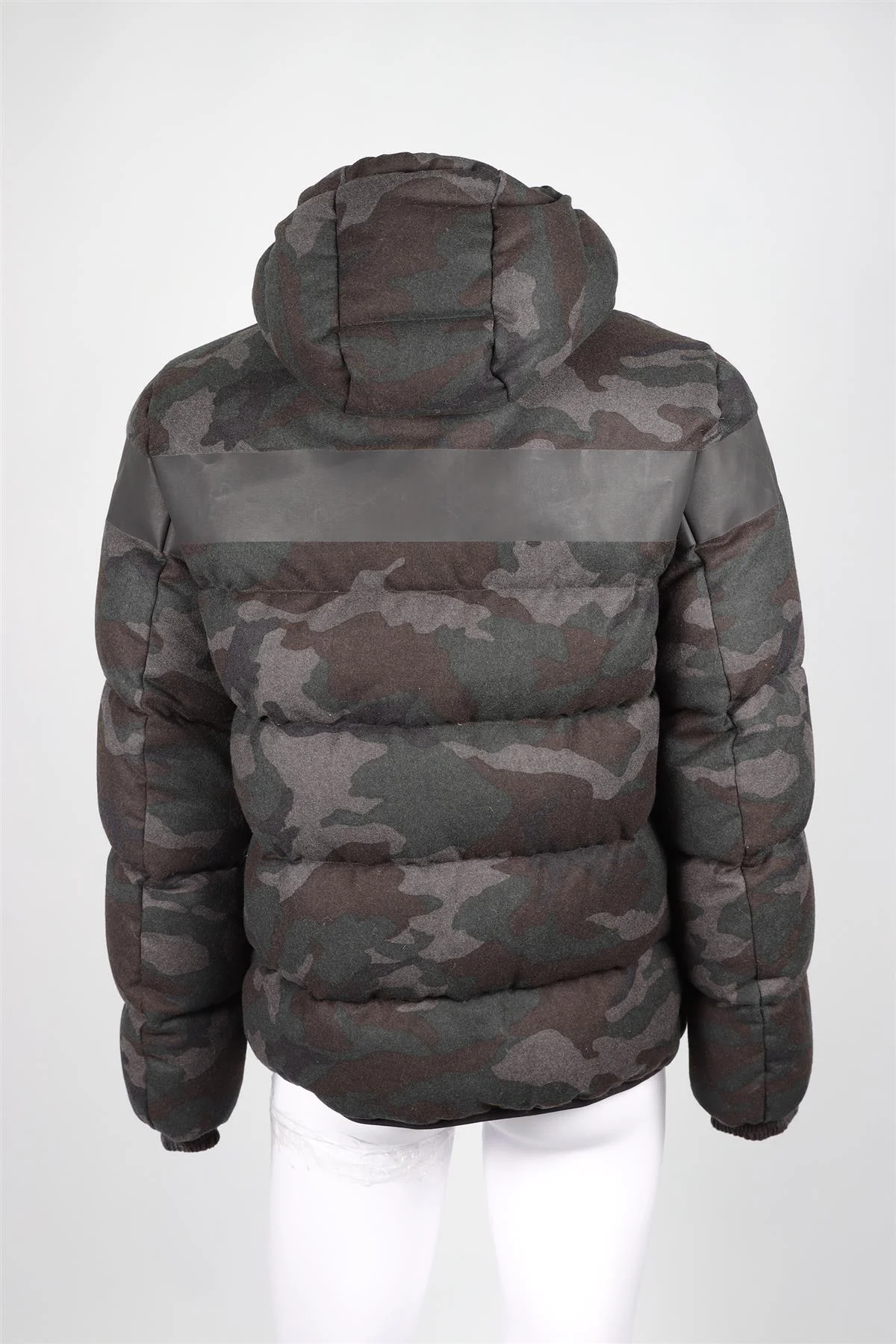 MONCLER GREY MEN'S PADDED DOWN JACKET UK/US CHEST 42 - Image 4