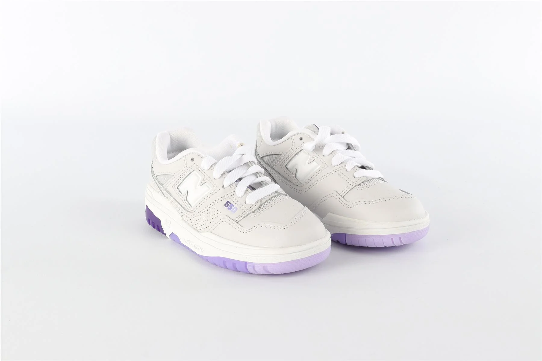 NEW BALANCE GREY GIRLS TRAINERS EU 28 UK 10 US 10.5 - Image 2