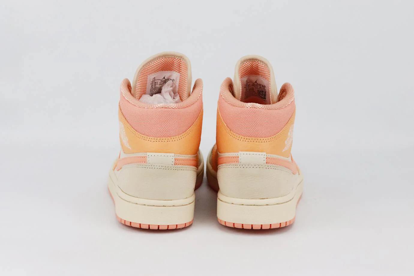 NIKE AIR JORDAN 1 LEATHER AND SUEDE HIGH TOP SNEAKERS EU 38.5 UK 5 US 7.5 - Image 4