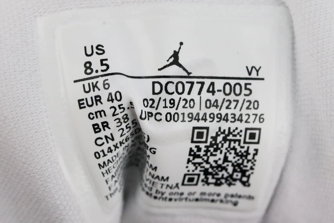 NIKE AIR JORDAN 1 LOW LEATHER SNEAKERS EU 39 UK 6 US 9 - Image 6
