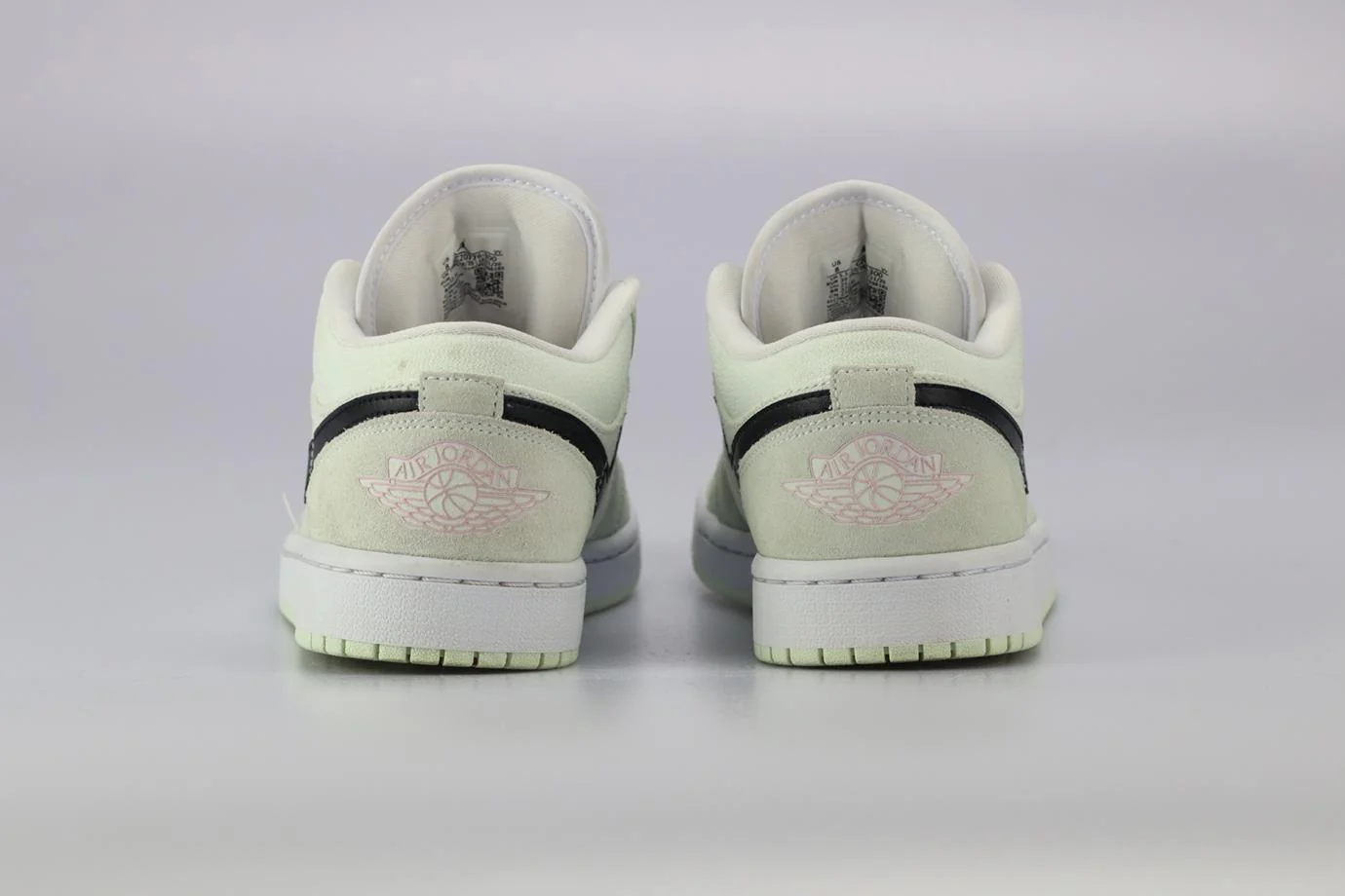 NIKE AIR JORDAN 1 LOW SE BARELY GREEN SUEDE AND CANVAS SNEAKERS EU 39 UK 5.5 US 8 - Image 4