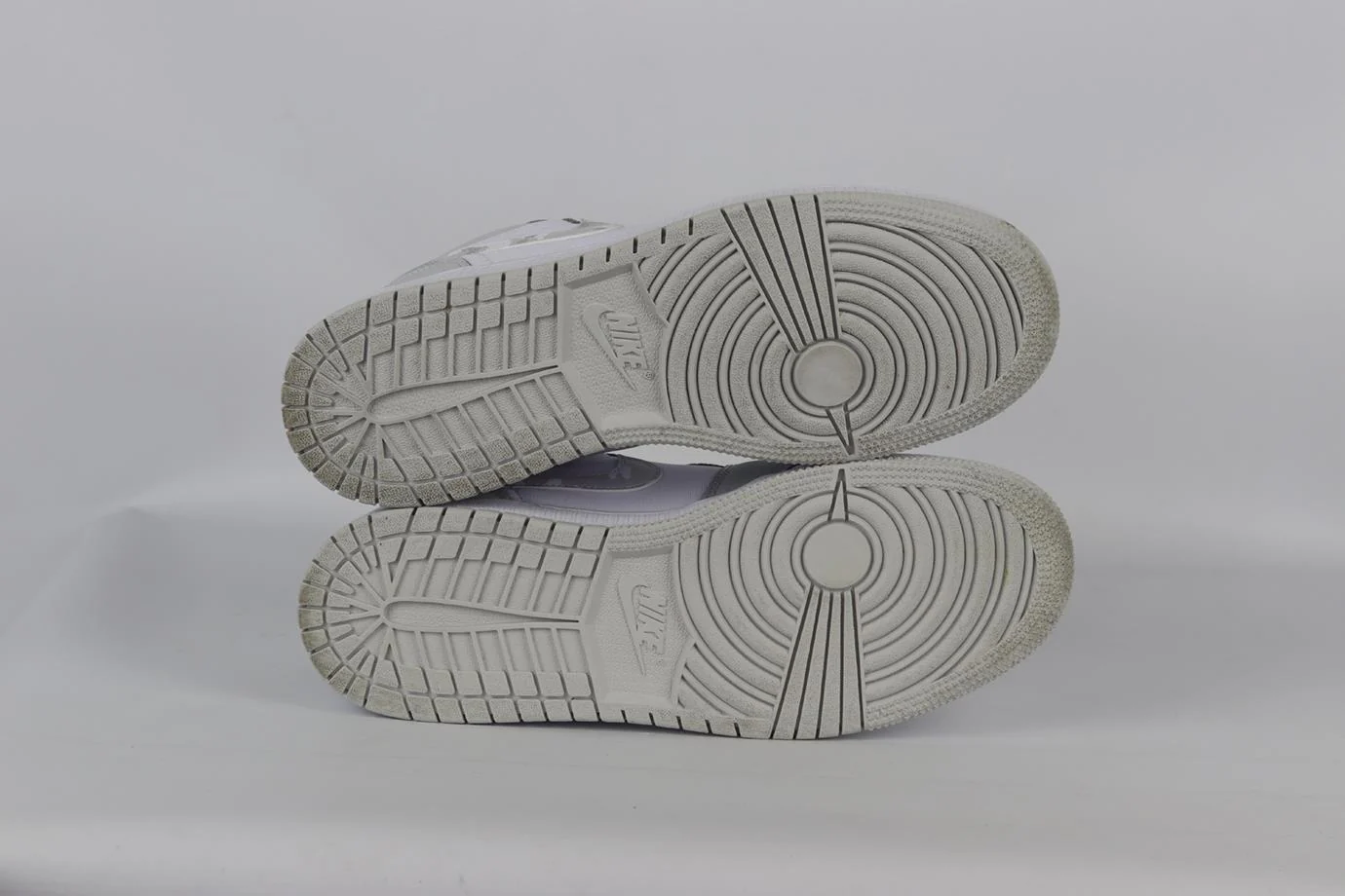 NIKE AIR JORDAN 1 LOW WHITE CAMO LEATHER SNEAKERS EU 39 UK 6 US 6.5 - Image 5