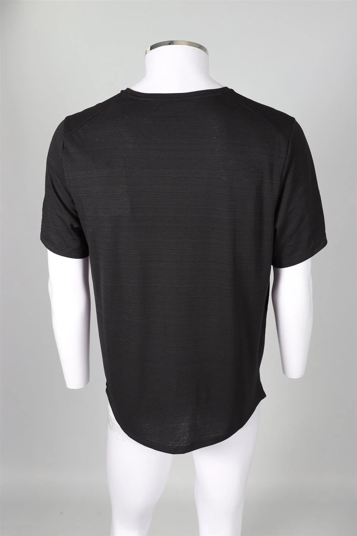 NIKE BLACK MEN'S JERSEY T-SHIRT LARGE - Image 4